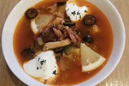 Солянка мясная