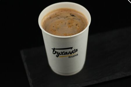 Горячий шмель Вишня