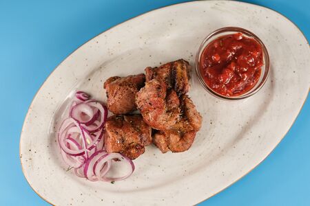 Шашлык из cвинoй шейки