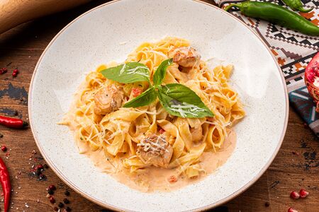 Паста Феттуччине с лососем