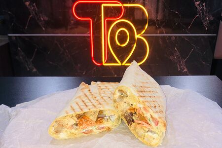 Свинина в обычном лаваше