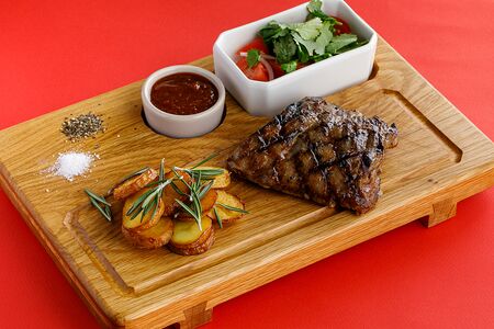 Стейк Мачете с соусом Нью-Йорк