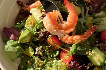 Салат с креветками