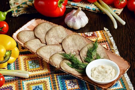 Язык с хреном