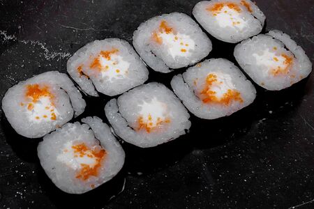 Ролл Сливочный с икрой