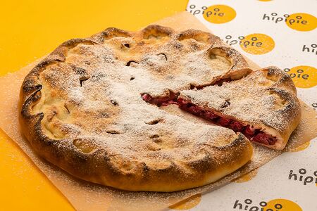 Пирог с вишней