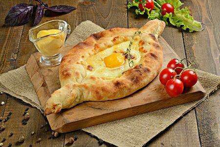 Хачапури по-аджарски