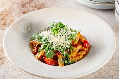 Вяленые томаты с песто