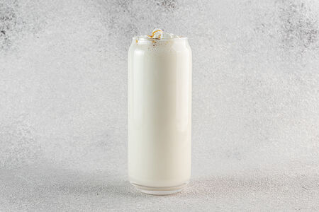 Молочный коктейль клубничный с маршмеллоу