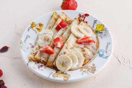 Блины с бананом и сгущенкой