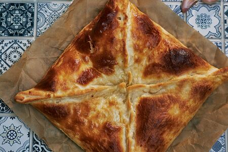 Конверт с капустой, картофелем и грибами