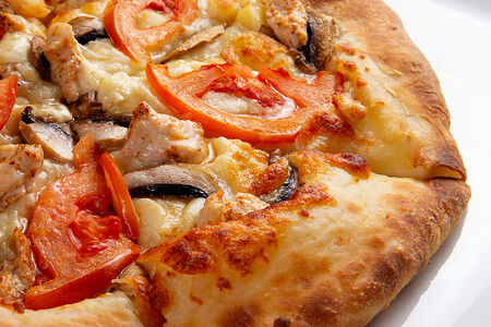 Хачапури с курицей и томатами