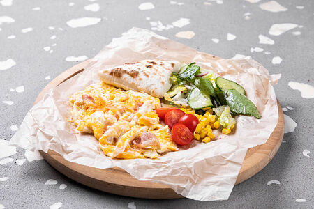 Бранч Скрэмбл с беконом