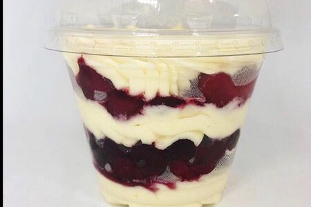 Ягодный тирамису в стакане