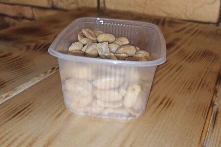 Арахис с солью