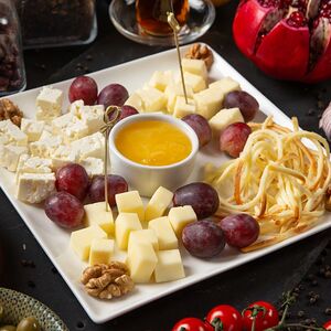 Ассорти кавказских сыров