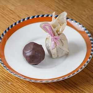 Конфета кокосовая ручной работы Коко с вишней