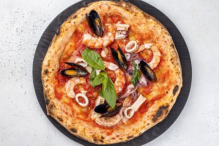 Пицца с морепродуктами