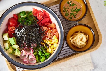 Поке боул с лососем