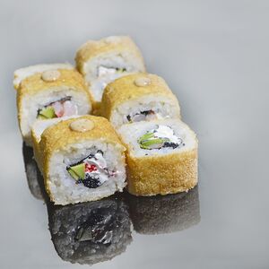 Горячий ролл Цезарь