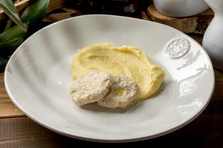 Котлеты из индейки на пару с пюре