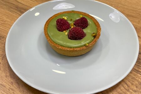 Тарталетка Фисташка-Малина