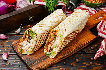 Шаурма с курицей по-домашнему