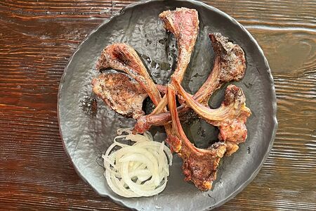 Баранье каре на мангале