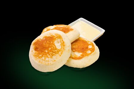 Мини-панкейки со сгущенкой