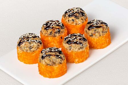 Запечённый ролл с угрём и тигровой креветкой