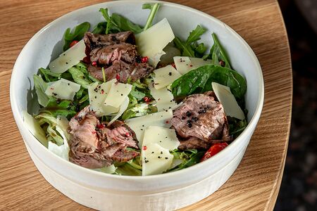 С ростбифом и вялеными томатами