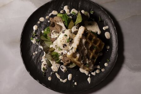 Вафли с беконом