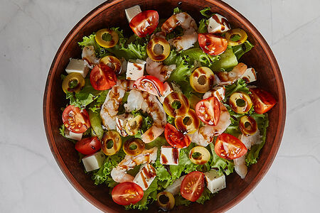 Салат по-гречески с креветками