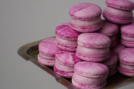 Макарон - Малиновый