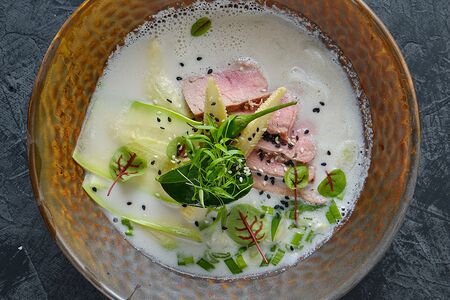 Мьянми с тунцом