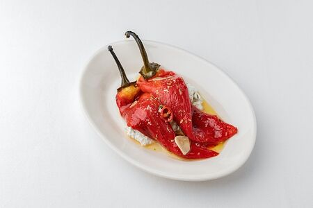 Перцы с кремом из феты