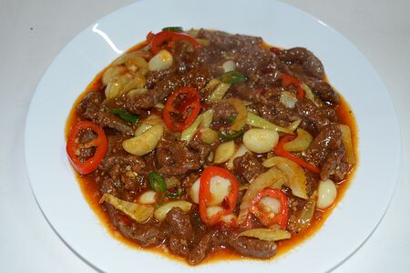 Говядина по-хунаньски острая