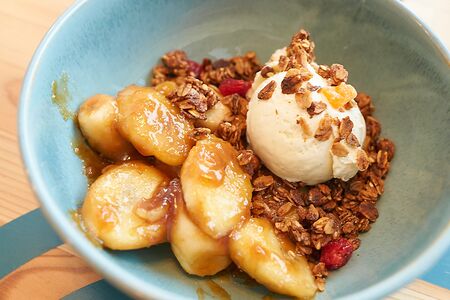 Банан в карамели 