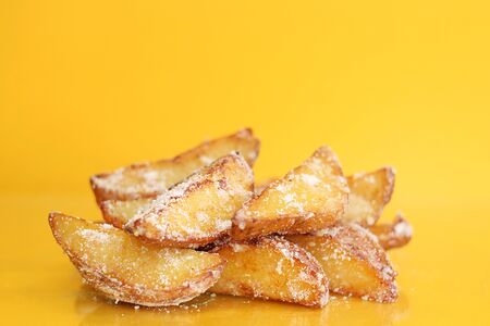 Картофельные дольки пармезан