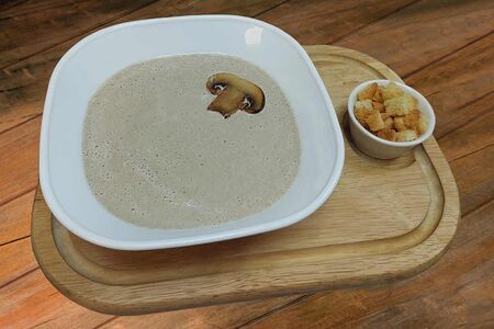 Крем-суп из шампиньонов