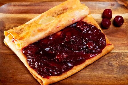 Блинный чизкейк с вишней