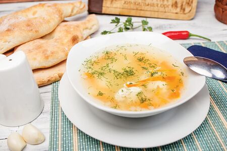 Куриный суп-лапша