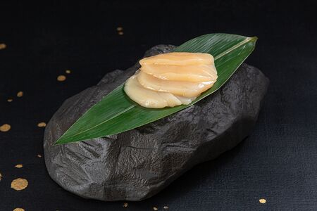 Хотатэгай сашими