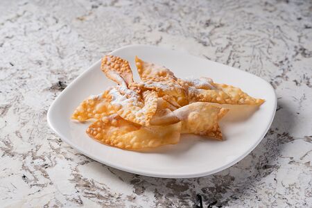 Десерт Хворост