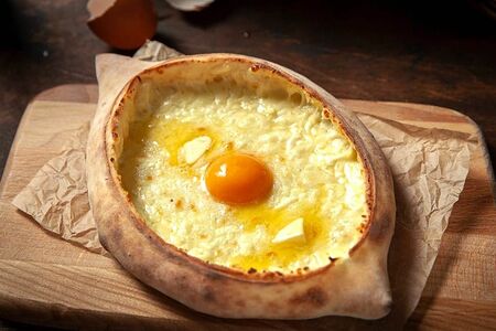 Хачапури по-аджарски