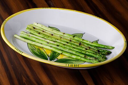 Спаржа гриль