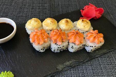 Запеченный ролл Фирменный