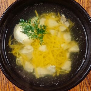 Куриный бульон с вермишелью