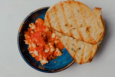 Намазка с креветками и томатами