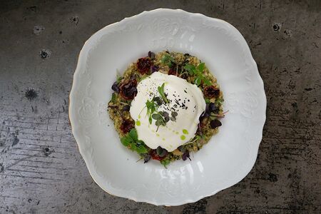 Зеленая гречка, белые грибы, пармезан